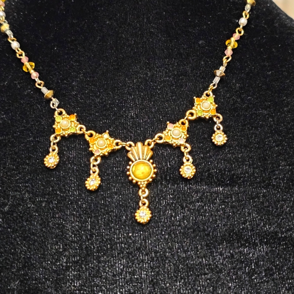 Vintage 1980's Goldtone Necklace